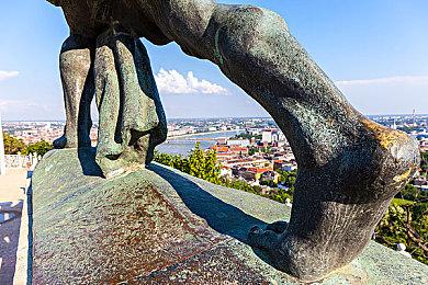 2D肉鸽射击《诡秘射手》登陆Switch 期间一折促销